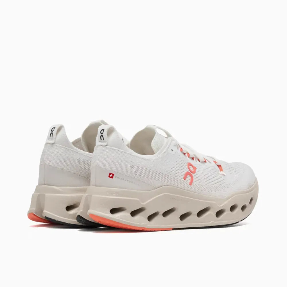 Tênis On Running Cloudsurfer Max 1 Ivory Laranja Salmão Salmon