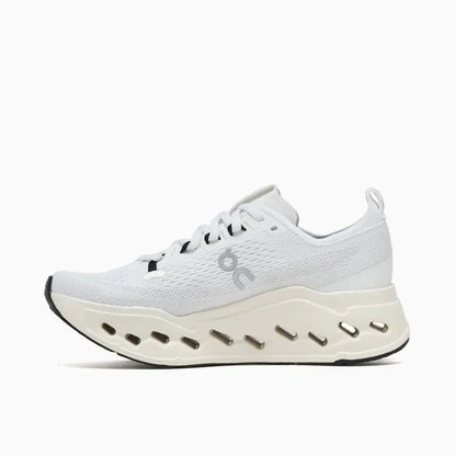 Tênis On Running Cloudsurfer Max Triple Branco White