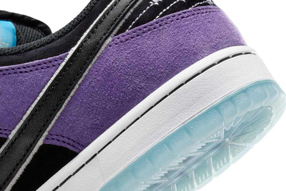 Tênis Nike SB Dunk Low Pro x Hayley Wilson Black and Court Purple Roxo