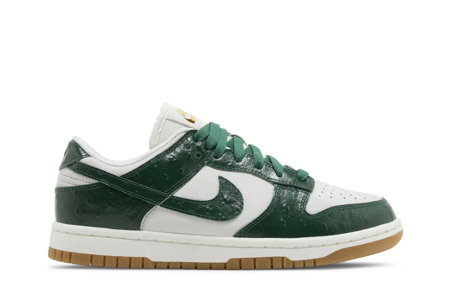 Nike Dunk Low Green Ostrich, Dunk Low Verde, Nike Dunk com detalhes de avestruz, Tênis Dunk Low Verde Ostrich, Nike Dunk Low edição limitada, Dunk Low Verde Premium, Tênis Nike Dunk verde e texturizado, Dunk Low com estilo sofisticado, Dunk Low Verde com design único, Nike Dunk Low estilo avestruz.