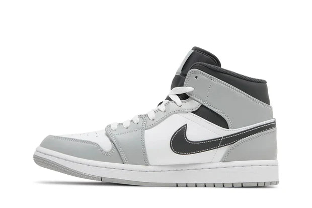 Tênis Nike Air Jordan 1 Mid Light Smoke Grey Cinza