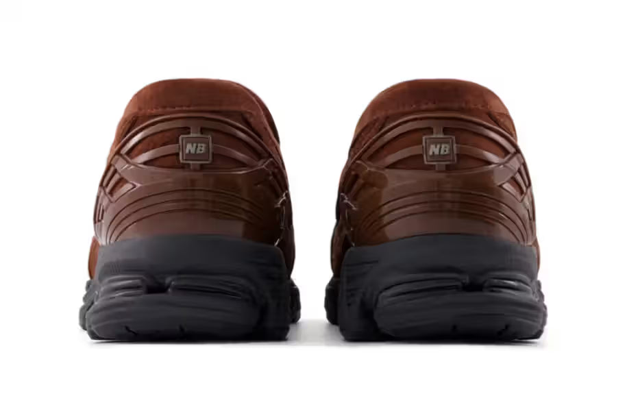 Tênis New Balance 1906L Rich Oak Suede Camurça Slip-on Marrom