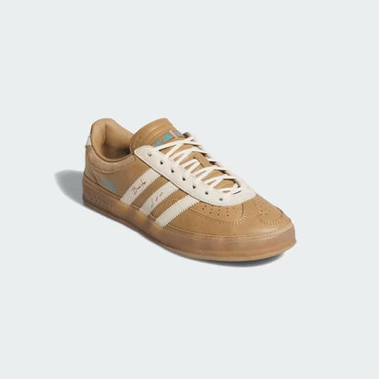 Tênis Adidas Bad Bunny Gazelle Indoor x Messi Cardboard Marrom