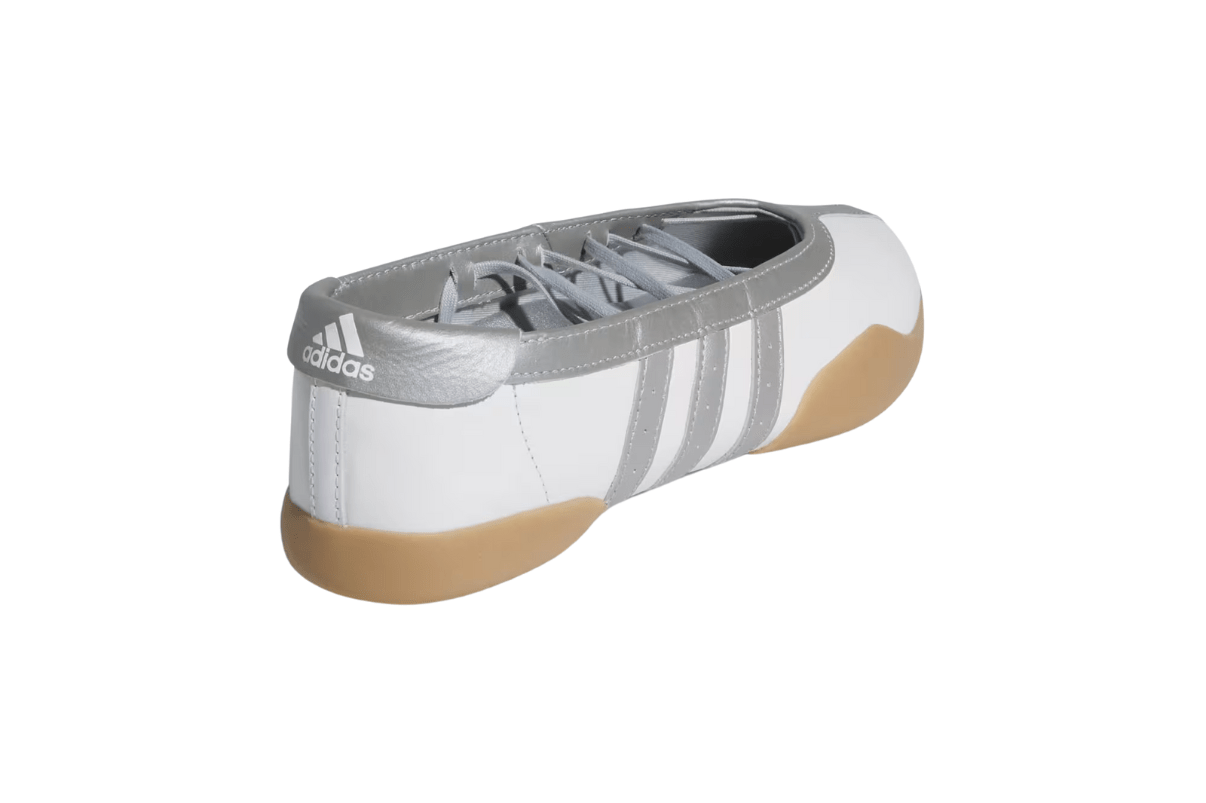 Tênis Adidas Taekwondo Mei Ballet Branco e Prata