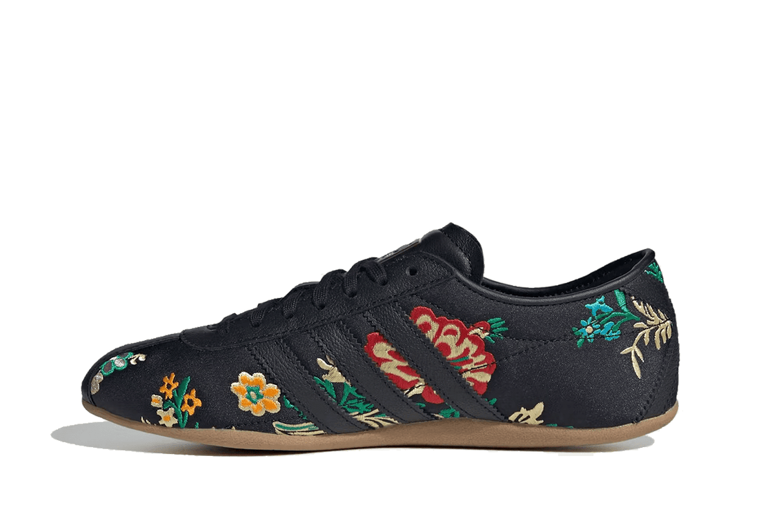 Tênis Adidas Tokyo Black Floral Embroidery Preto