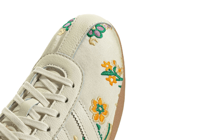 Tênis Adidas Tokyo Crew White Floral Embroidery Branco