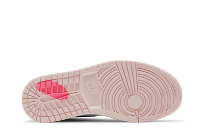 Tênis Nike Air Jordan 1 High Atmosphere Rosa