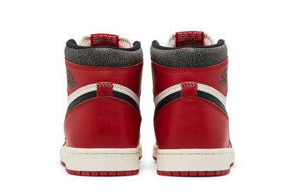 Tênis Nike Air Jordan 1 High Chicago Lost and Found Vermelho