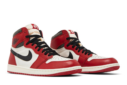 Tênis Nike Air Jordan 1 High Chicago Lost and Found Vermelho