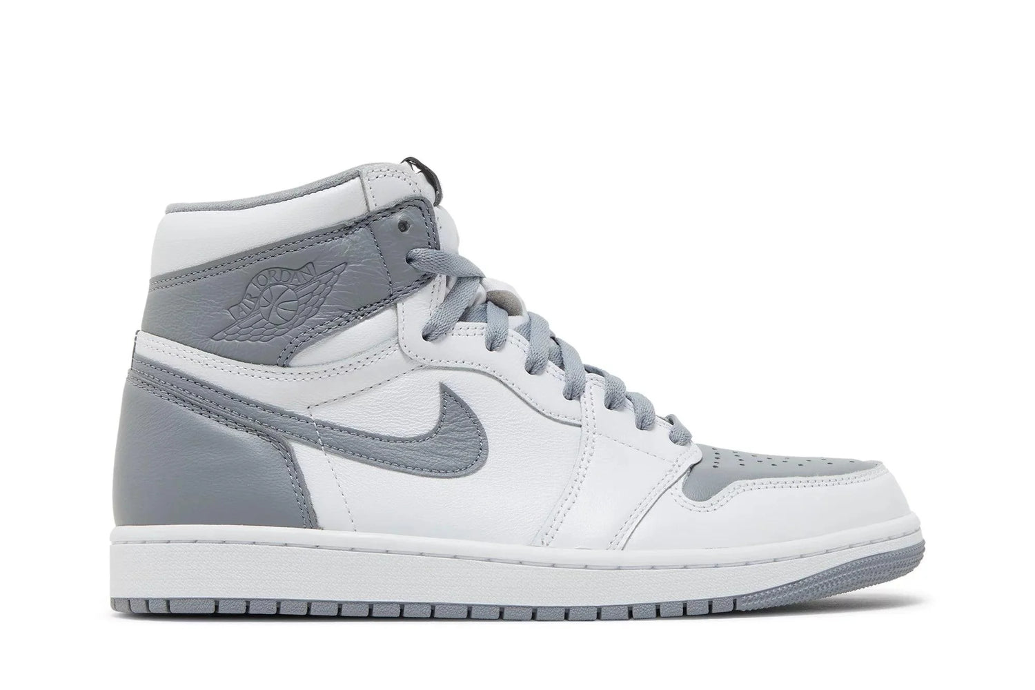 Tênis Nike Air Jordan 1 High OG Stealth Cinza