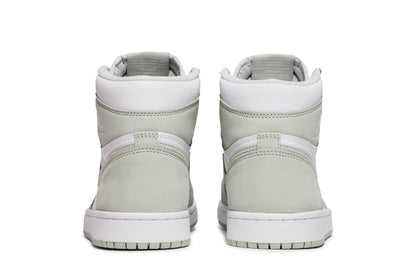 Tênis Nike Air Jordan 1 High Seafoam Verde