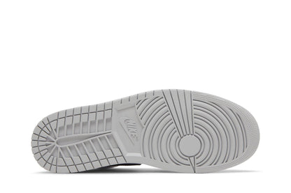 Tênis Nike Air Jordan 1 High Stage Haze Cinza