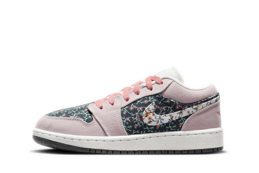 Tênis Nike Air Jordan 1 Low Floral Canvas Rosa