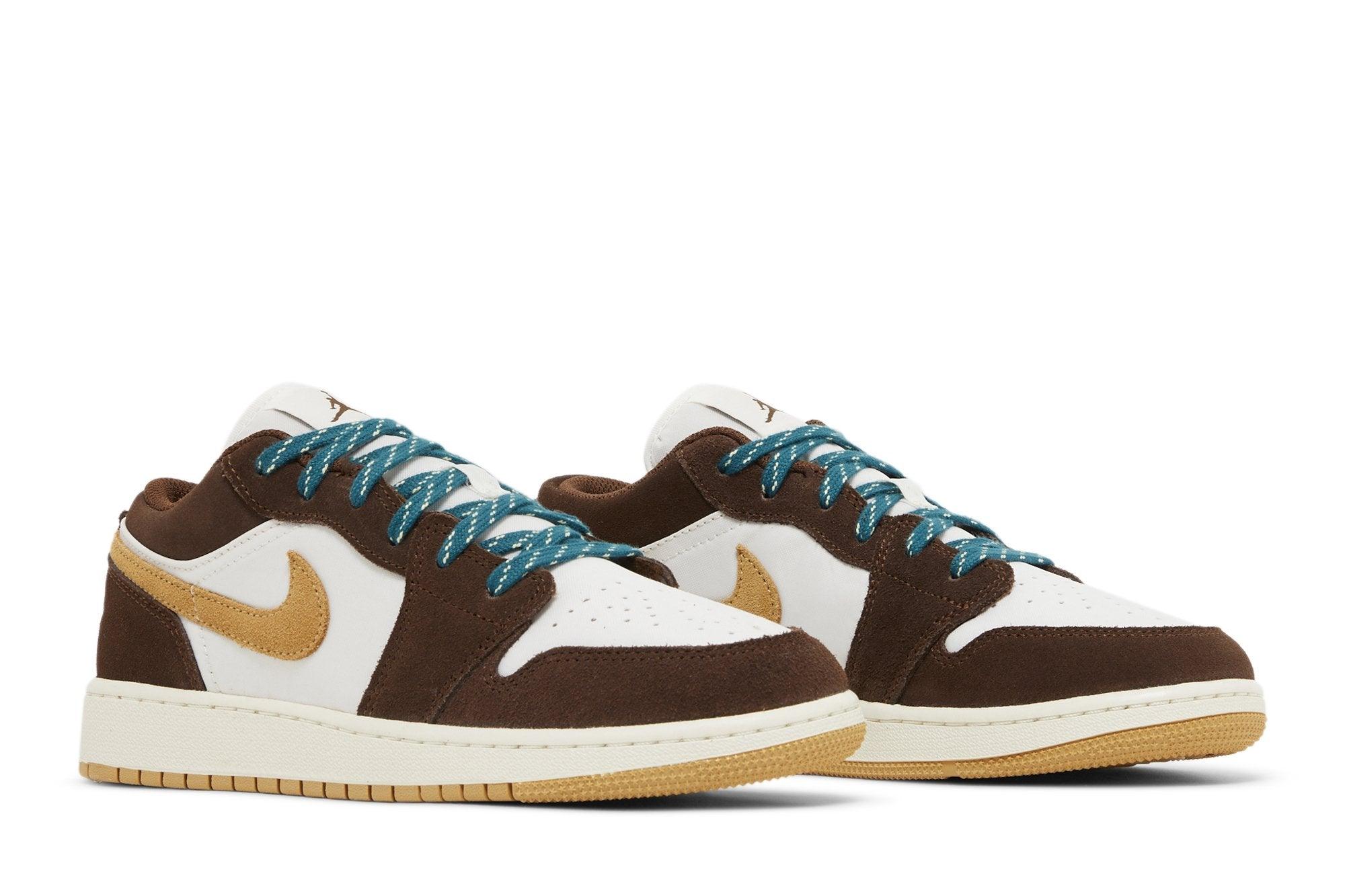 Tênis Nike Air Jordan 1 Low GS Cacao Wow Marrom