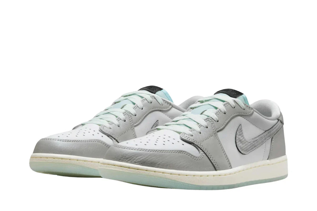 Air Jordan 1 Low &quot;Lunar New Year&quot; Photon Dust Cinza