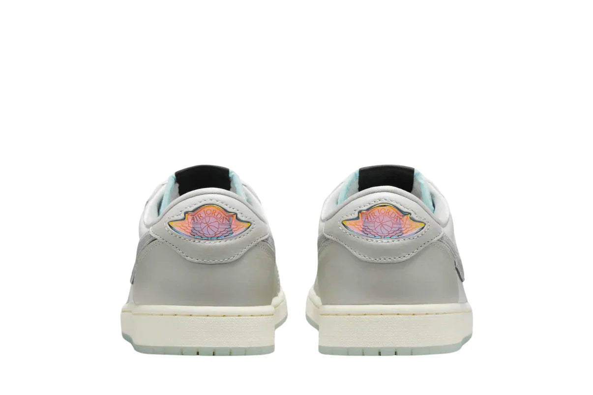 Air Jordan 1 Low &quot;Lunar New Year&quot; Photon Dust Cinza