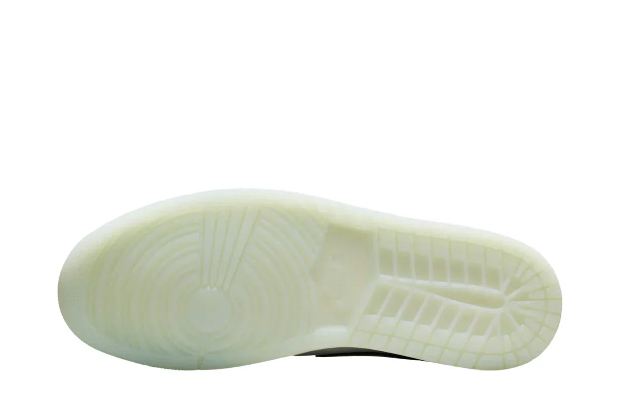 Air Jordan 1 Low &quot;Lunar New Year&quot; Photon Dust Cinza