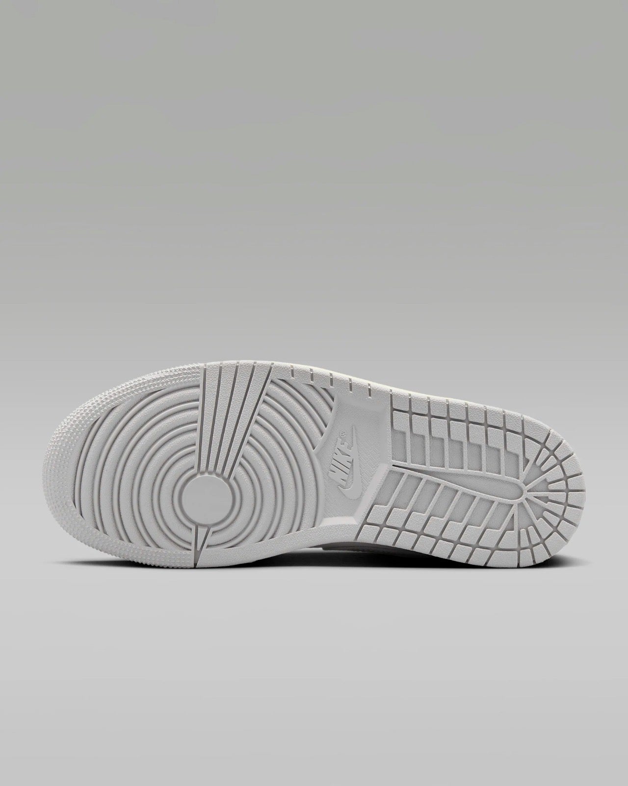 Tênis Nike Air Jordan 1 Low Neutral Grey Coconut Milk Cinza