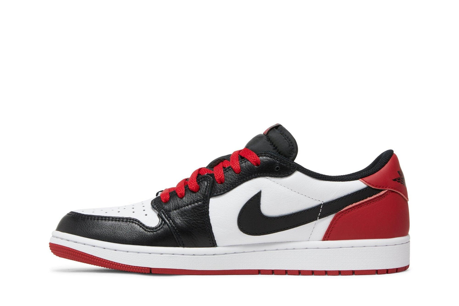 Tênis Nike Air Jordan 1 Low OG Black Toe (2023) Vermelho
