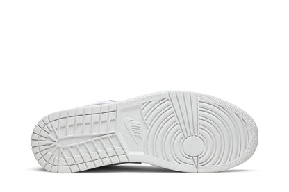 Tênis Nike Air Jordan 1 Low Paris Bege