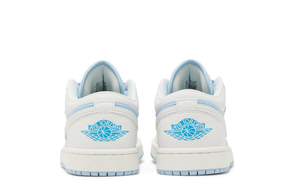 Tênis Nike Air Jordan 1 Low SE Reverse Ice Blue Azul