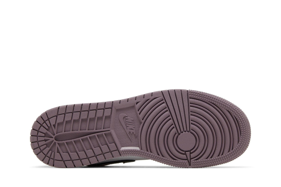 Tênis Nike Air Jordan 1 Low SE Sky J Mauve Roxo