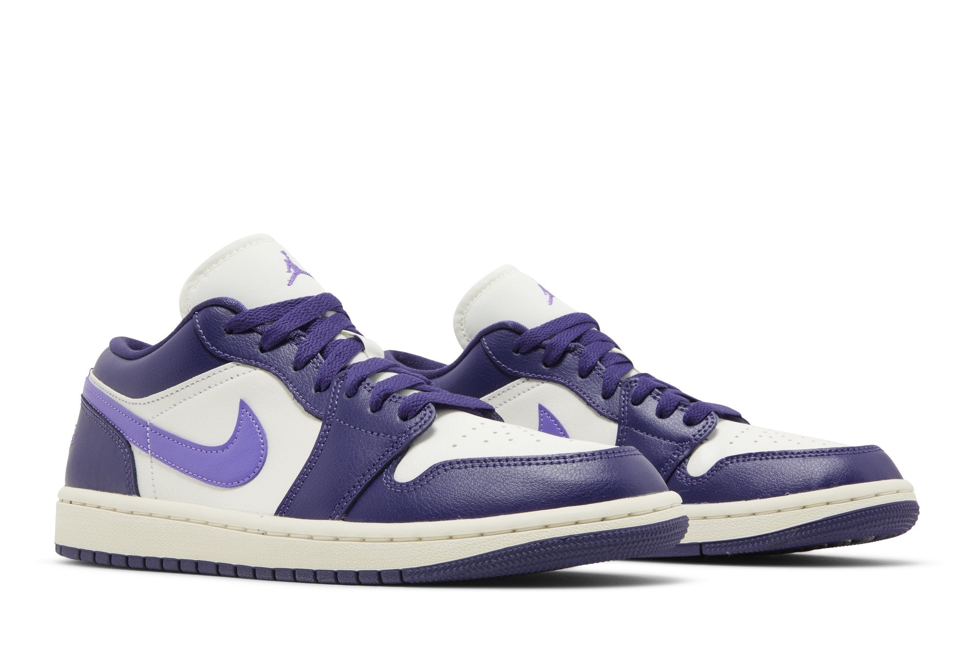 Tênis Nike Air Jordan 1 Low Sky J Purple Roxo