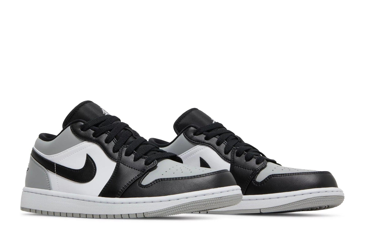 Tênis Nike Air Jordan 1 Low Smoke Grey Toe Cinza