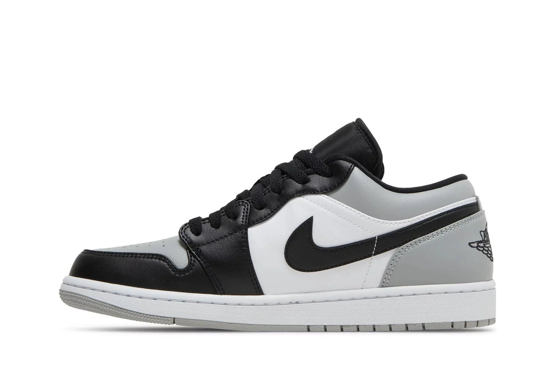 Tênis Nike Air Jordan 1 Low Smoke Grey Toe Cinza