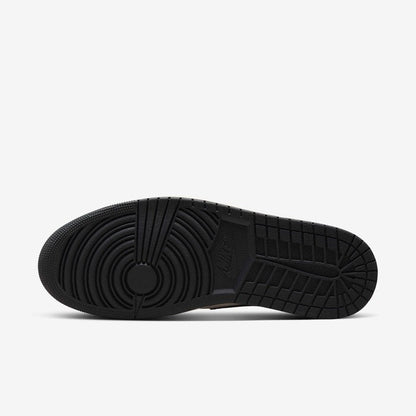 Tênis Nike Air Jordan 1 Low x Paris Saint Germain Sail Off Noir Preto