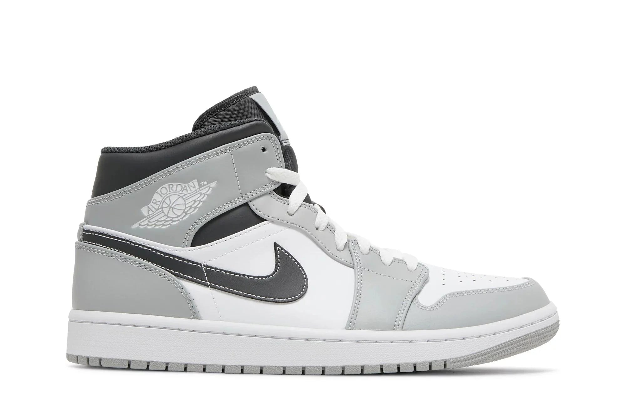 Tênis Nike Air Jordan 1 Mid Light Smoke Grey Cinza
