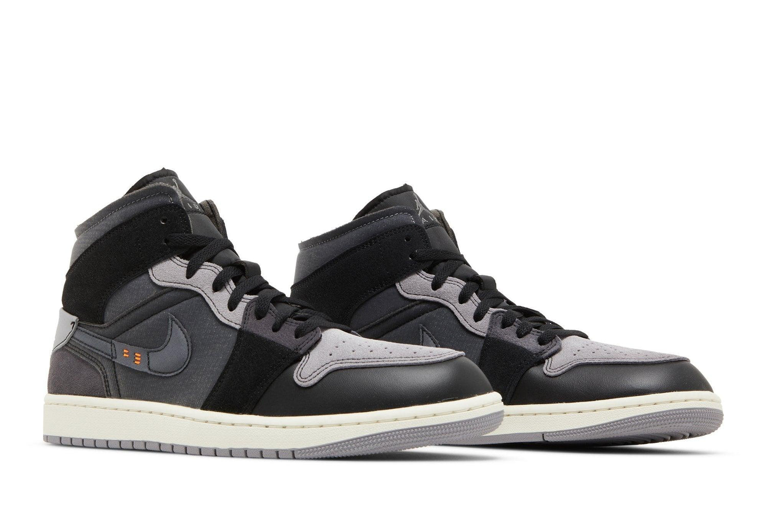Tênis Nike Air Jordan 1 Mid SE Craft Inside Out Black Preto