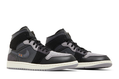 Tênis Nike Air Jordan 1 Mid SE Craft Inside Out Black Preto