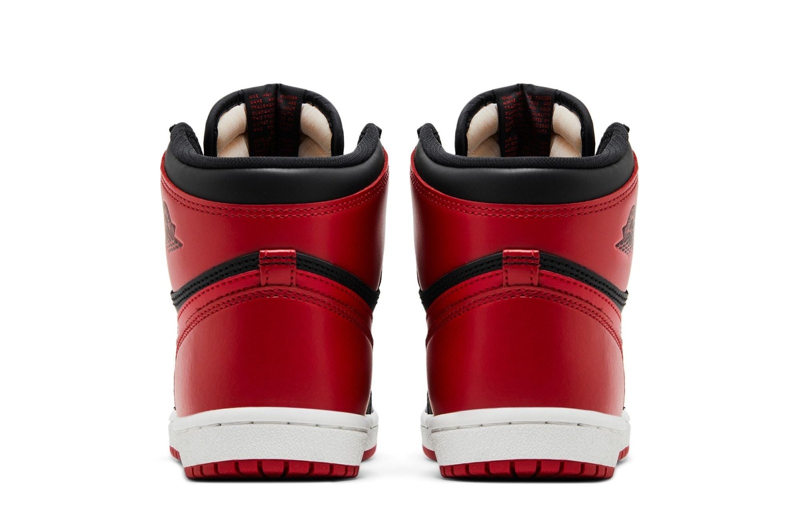 Tênis Nike Air Jordan 1 Retro High &