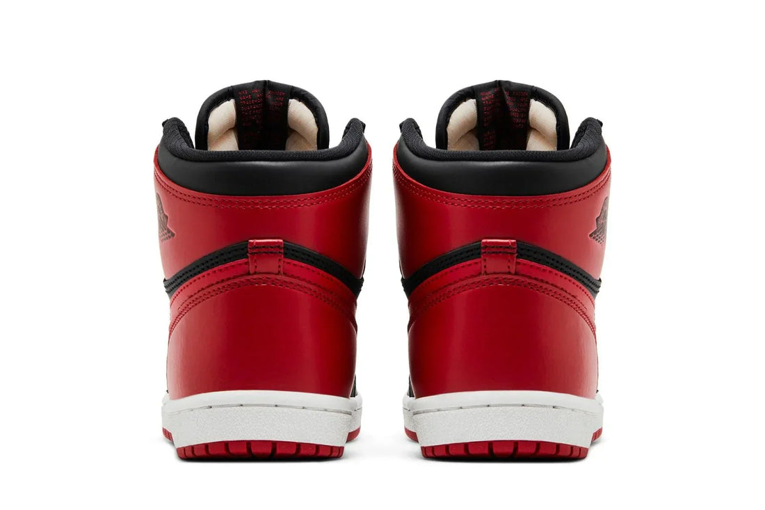 Air Jordan 1 Retro High &