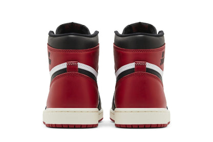 Tênis Nike Air Jordan 1 Retro High OG Black Toe Reimagined Vermelho