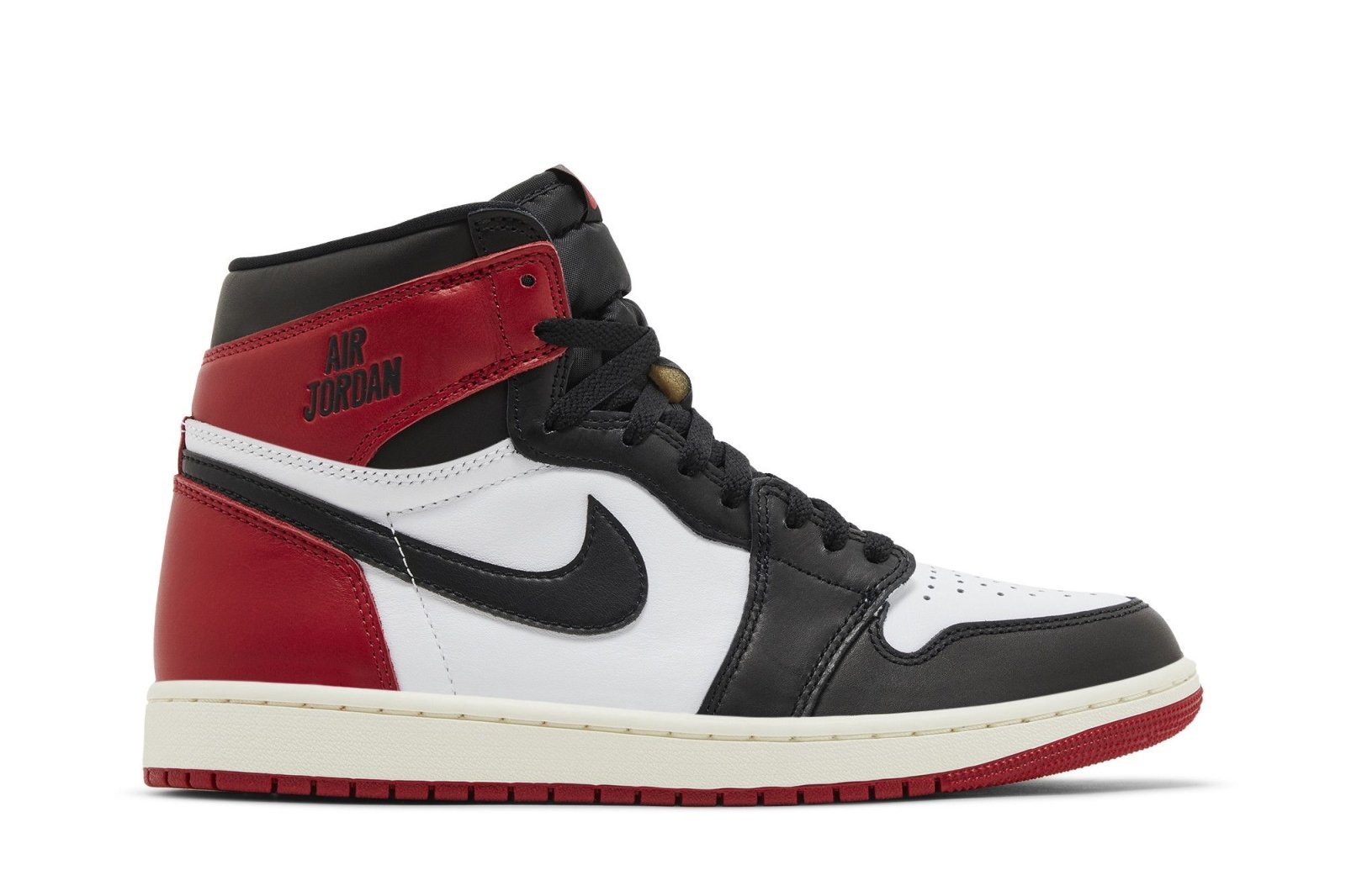 Tênis Nike Air Jordan 1 Retro High OG Black Toe Reimagined Vermelho