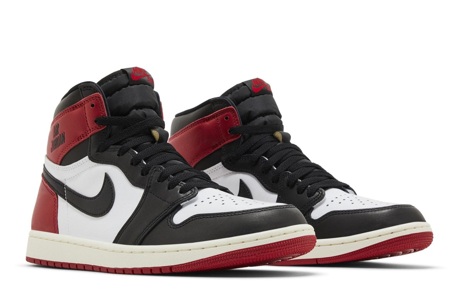 Tênis Nike Air Jordan 1 Retro High OG Black Toe Reimagined Vermelho