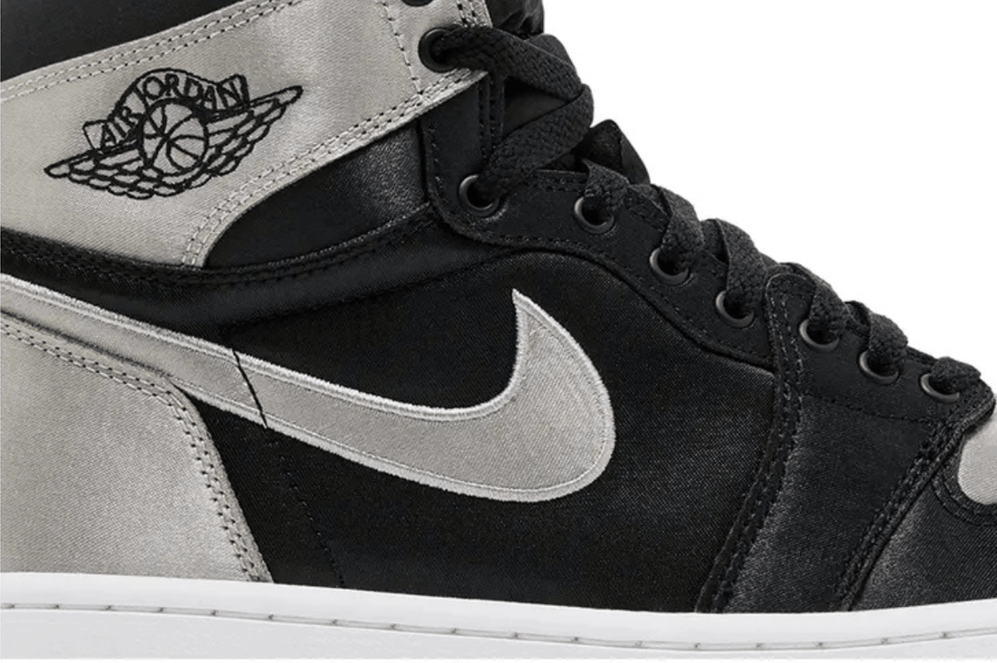 Tênis Nike Air Jordan 1 Retro High OG Satin Shadow Prateado