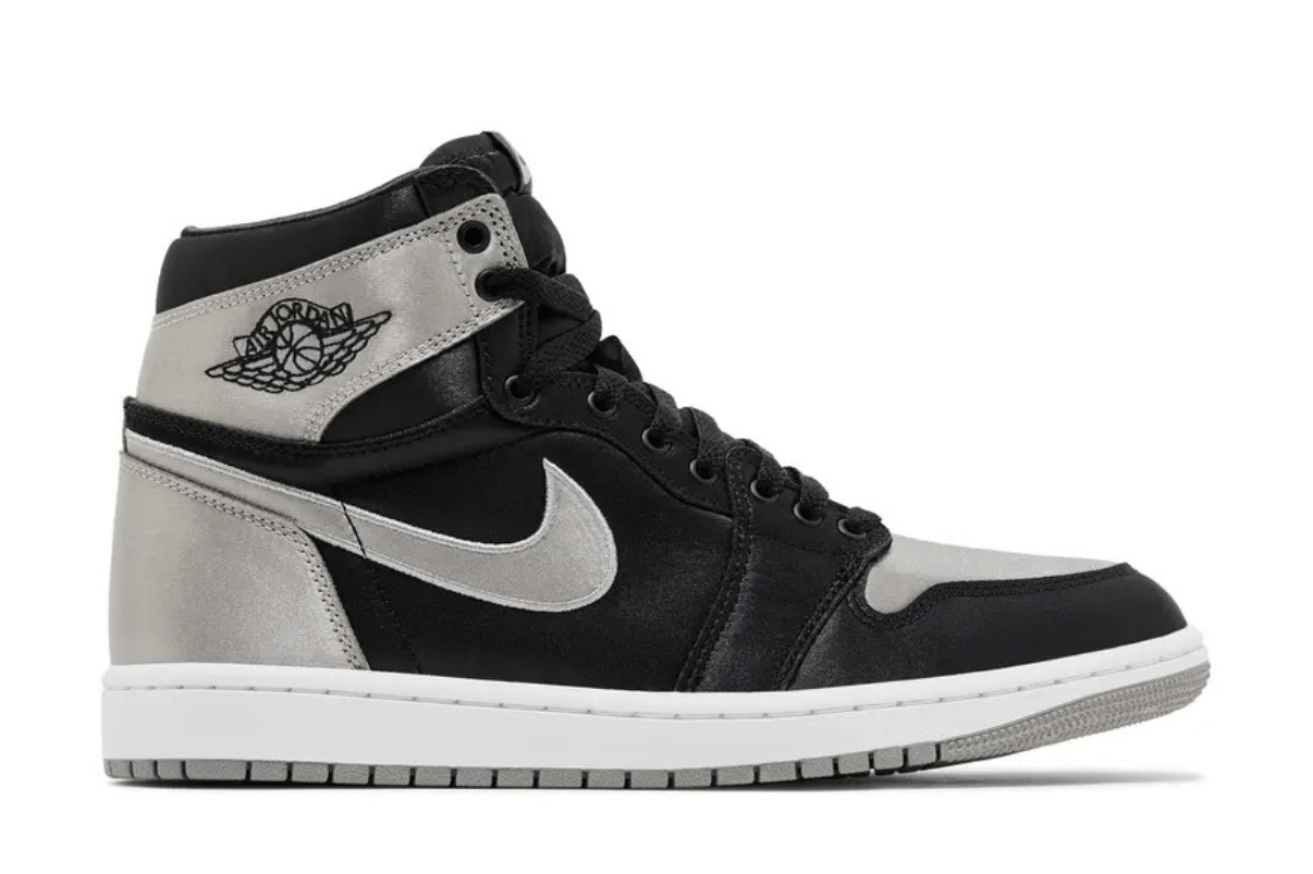Tênis Nike Air Jordan 1 Retro High OG Satin Shadow Prateado