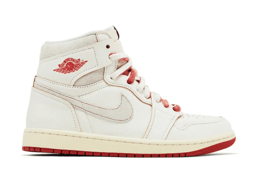 Tênis Nike Air Jordan 1 Retro High Rare Air Sail Cinnabar Bege