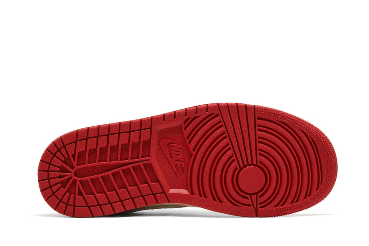 Tênis Nike Air Jordan 1 Retro High Rare Air Sail Cinnabar Bege
