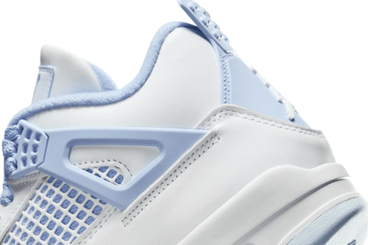 Tênis Nike Air Jordan 4 Retro Forget Me Not Azul