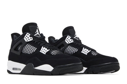Tênis Nike Air Jordan 4 Retro White Thunder Preto