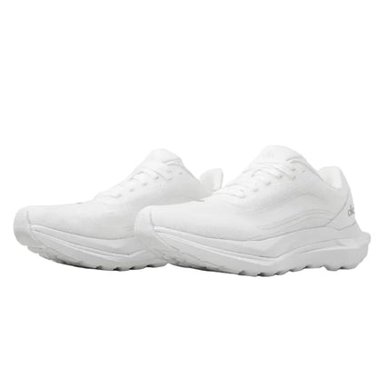 Tênis esportivo branco, sola alta, design moderno, ideal para corrida e treinos.