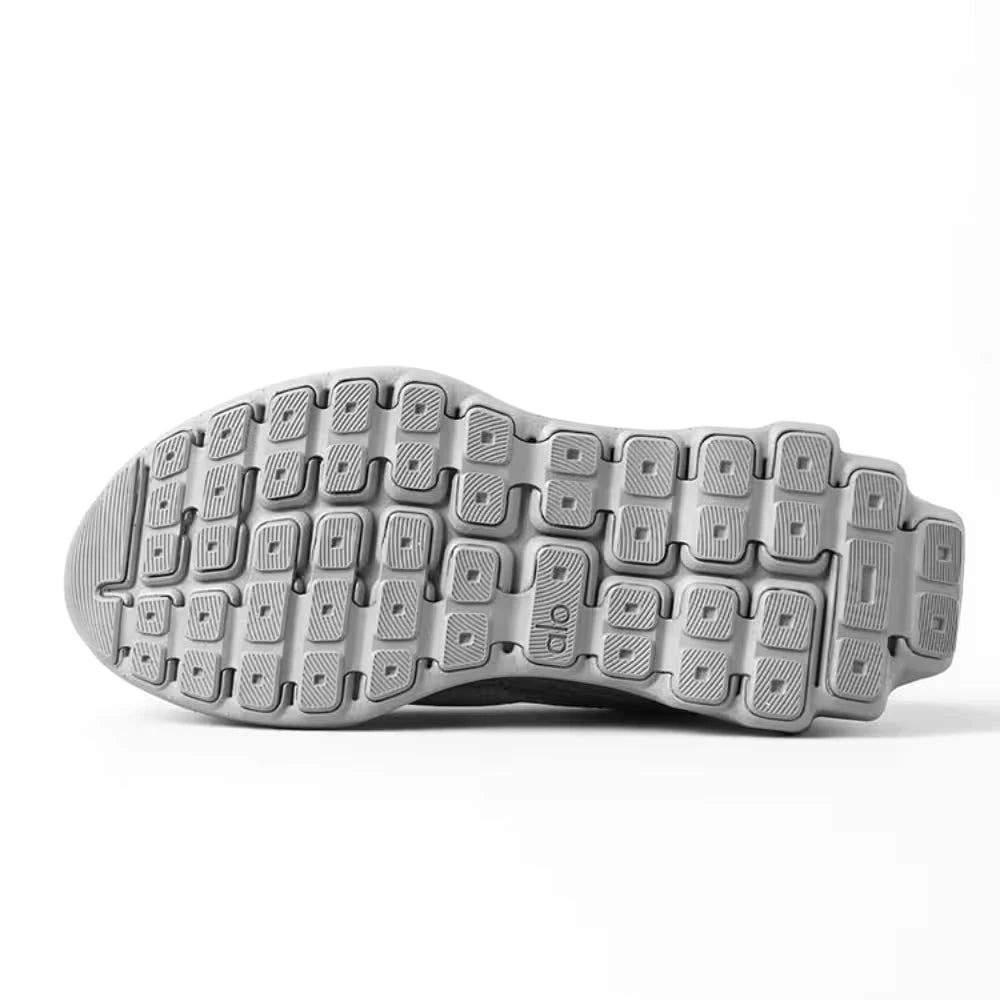 Tênis Alo Yoga Runner Cinza - foto 6