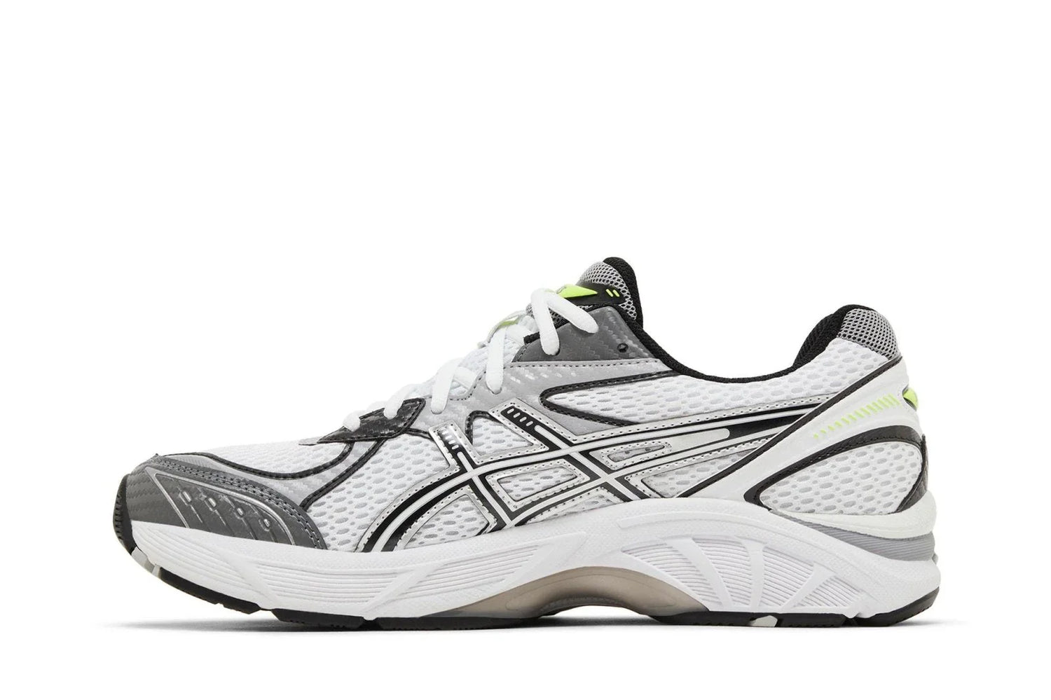 Tênis esportivo branco com detalhes cinza e preto, solado robusto e design moderno, masculino.