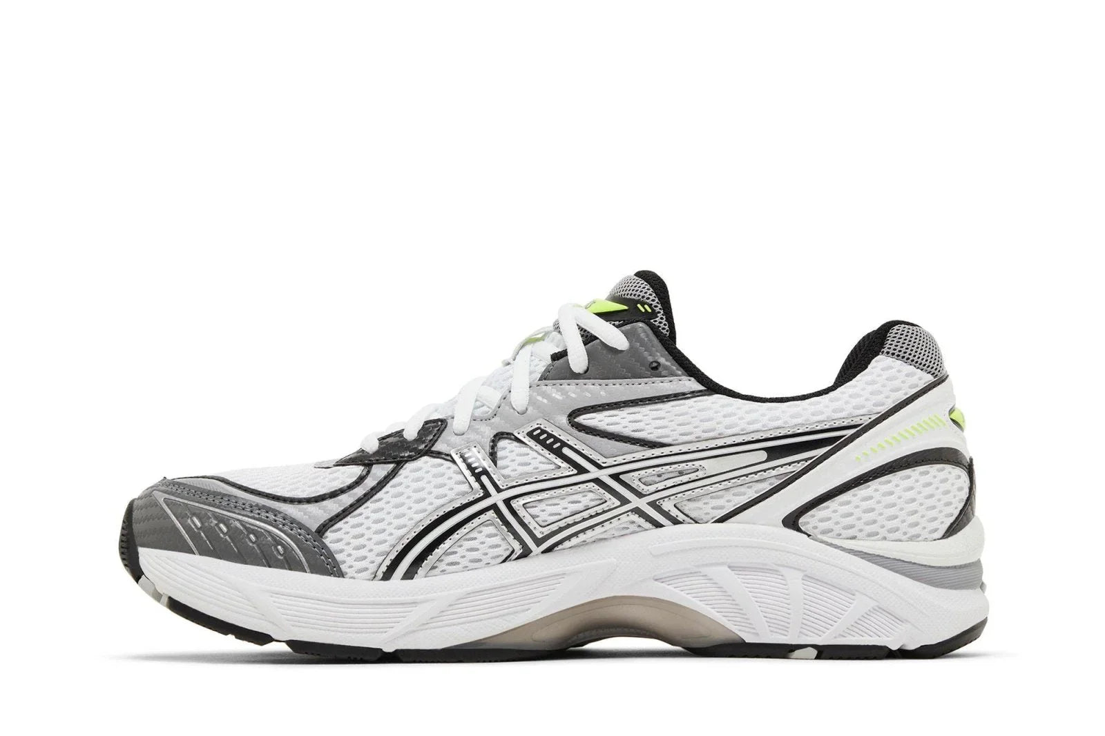 Tênis esportivo branco com detalhes cinza e preto, solado robusto e design moderno, masculino.