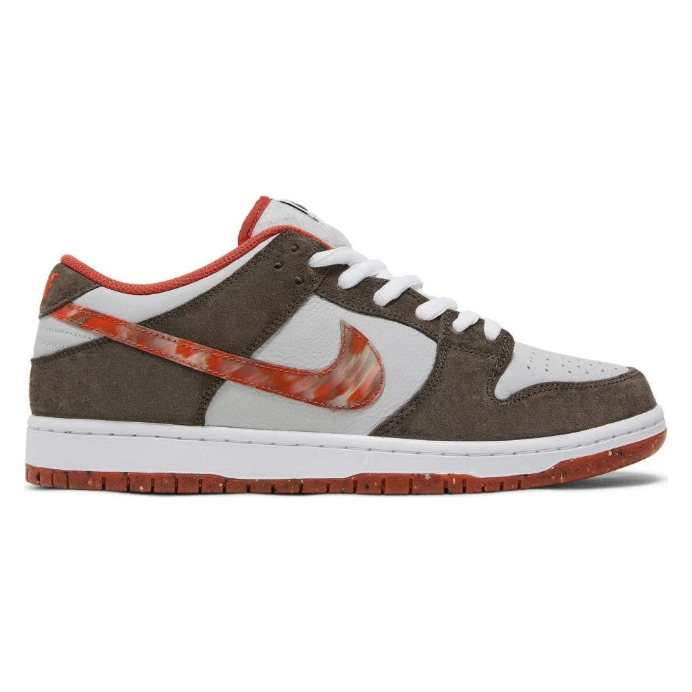 Tênis Crushed D.C. x Nike SB Dunk Low Golden Hour Colorido