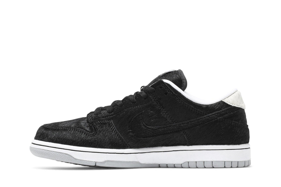 Tênis Medicom Toy x Nike SB Dunk Low Bearbrick Preto